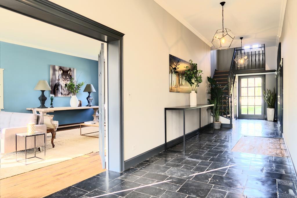 La Regie De Franc-Waret Villa Bagian luar foto